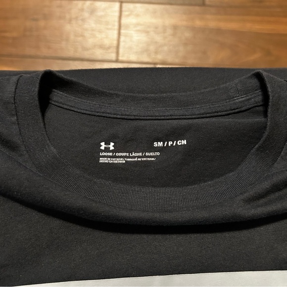 Under Armour Men’s Shirt Small Short Sleeve - Picture 7 of 9